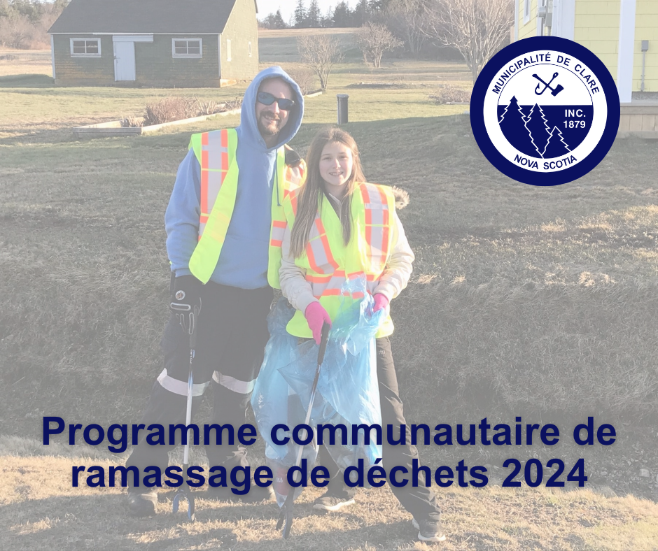 Image d'un homme et d'une jeune fille ramassant des déchets au bord de la route. Ils tiennent tous deux des outils de ramassage des déchets et la jeune fille tient un sac de recyclage bleu. Le texte "Programme communautaire de ramassage de déchets 2024" et le logo de la municipalité de Clare a été ajouté à la photo.